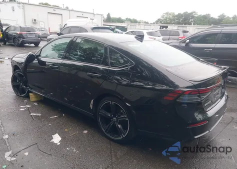 2023 Honda Accord Hybrid Sport-L z USA, uszkodzony, nr VIN 1HGCY2F77PA034108